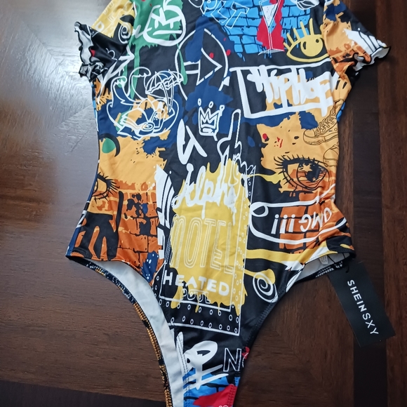 Bodysuit - Picture 7 of 9